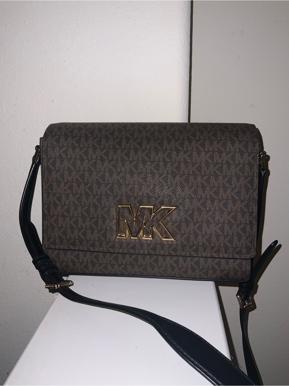 Michael Kors Mini Medium Logo Messenger Crossbody Bag